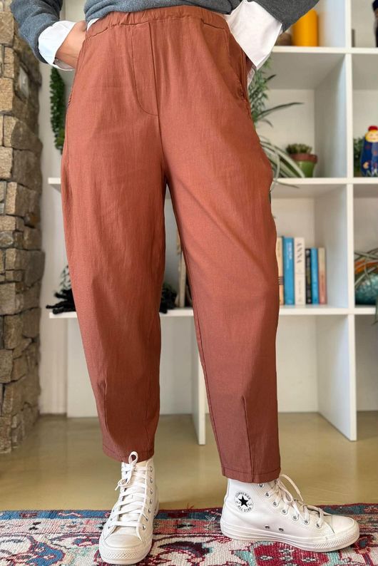 Bengaline Carrot Leg Trouser Rust